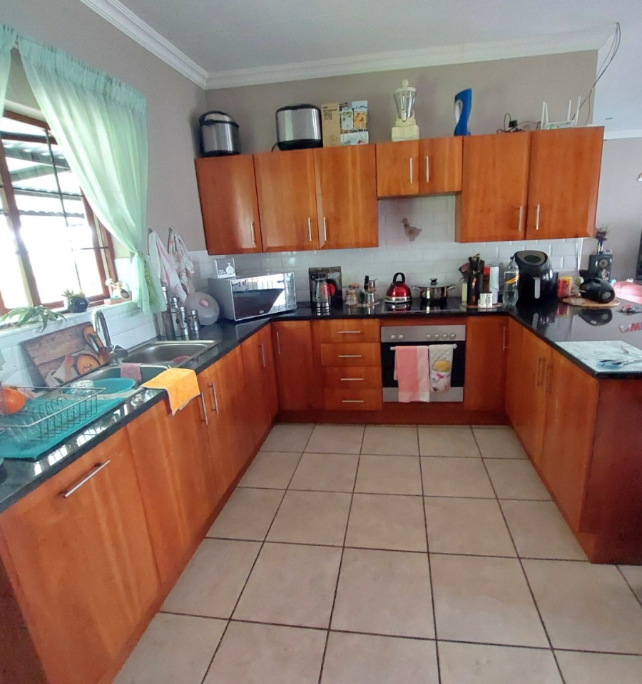3 Bedroom Property for Sale in Melodie North West
